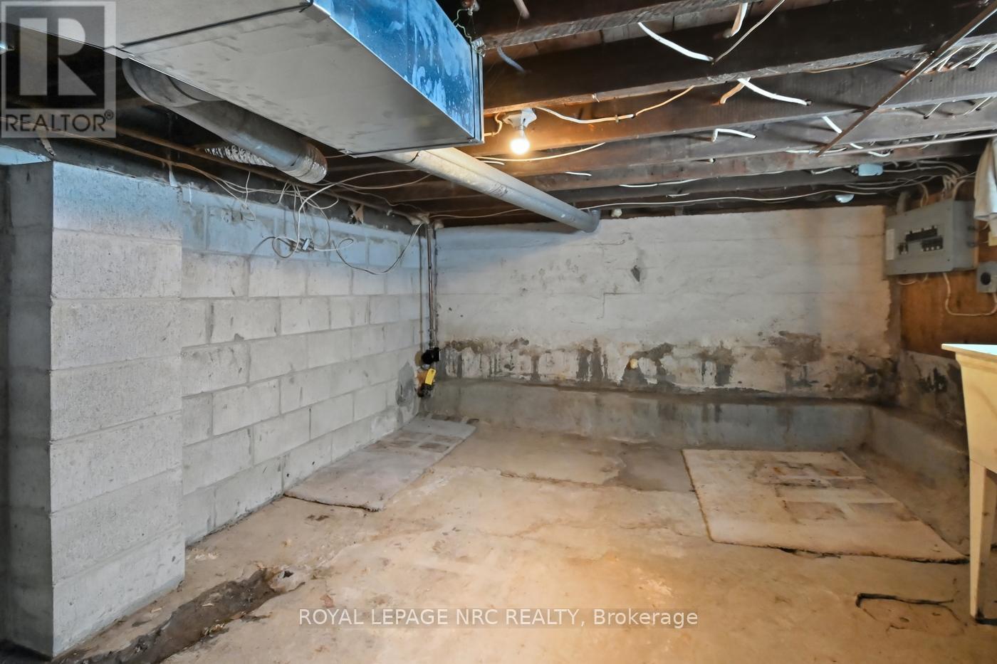 154 Fares Street, Port Colborne, Ontario  L3K 1W2 - Photo 18 - X12743294