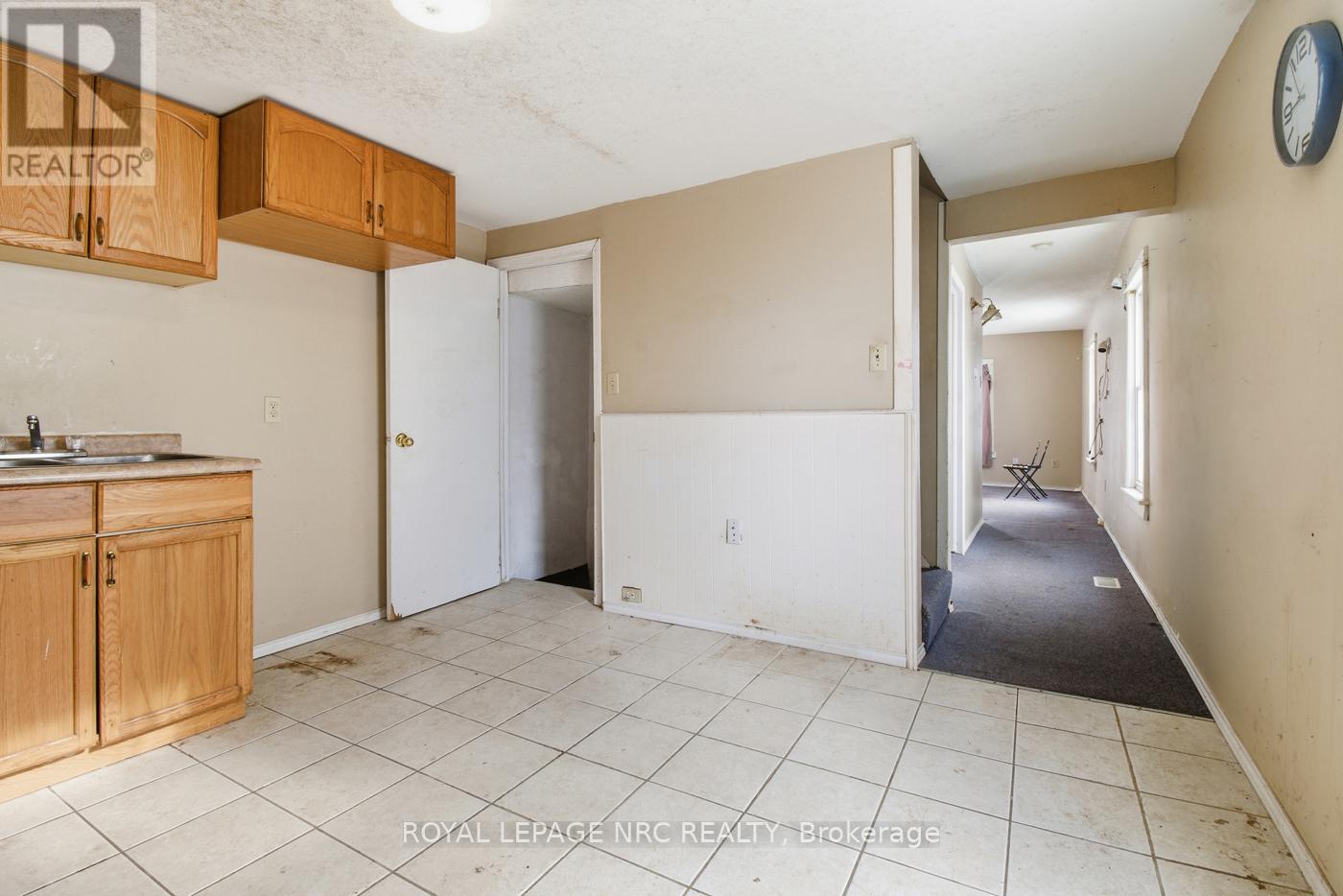 154 Fares Street, Port Colborne, Ontario  L3K 1W2 - Photo 7 - X12743294