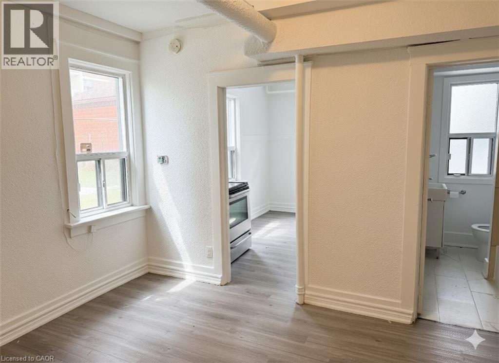 46 College Street, Kitchener, Ontario  N2H 5A1 - Photo 6 - 40801495