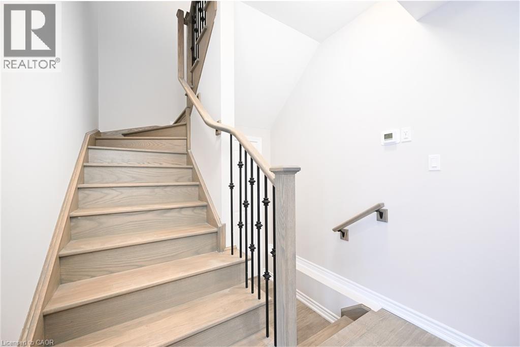 8 Renfrew Trail, Welland, Ontario  L3C 0K2 - Photo 11 - 40801315