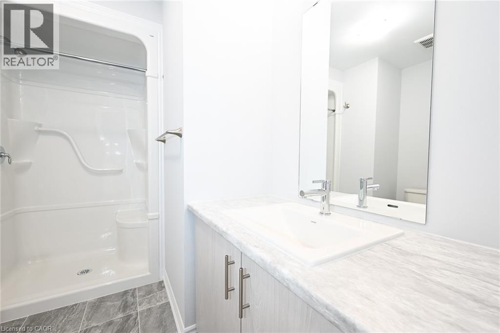 8 Renfrew Trail, Welland, Ontario  L3C 0K2 - Photo 34 - 40801315