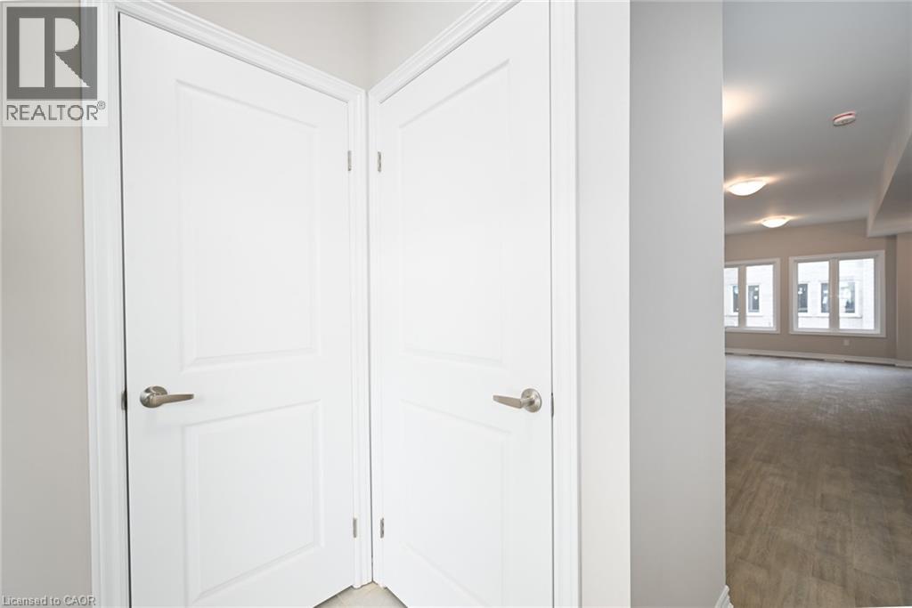 8 Renfrew Trail, Welland, Ontario  L3C 0K2 - Photo 36 - 40801315