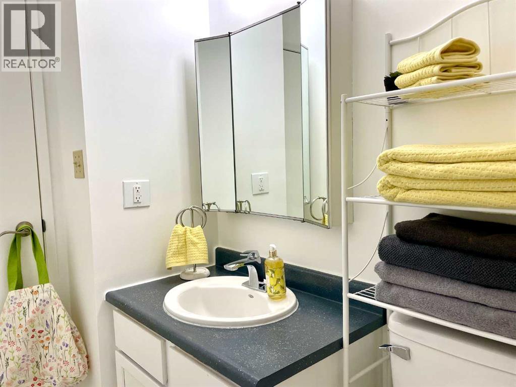 4516 45 Street, Rycroft, Alberta  T0H 3A0 - Photo 22 - A2280891