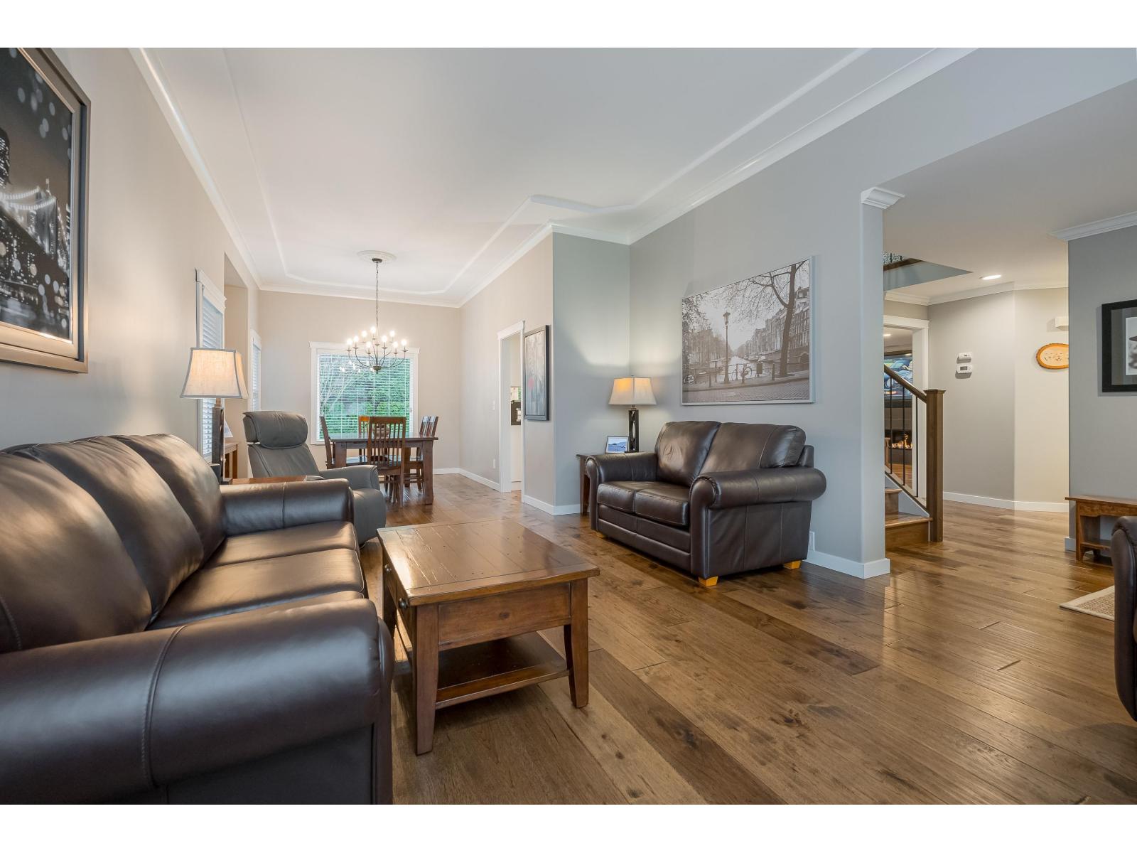 9749 206 Street, Langley, British Columbia  V1M 2H5 - Photo 6 - R3084093