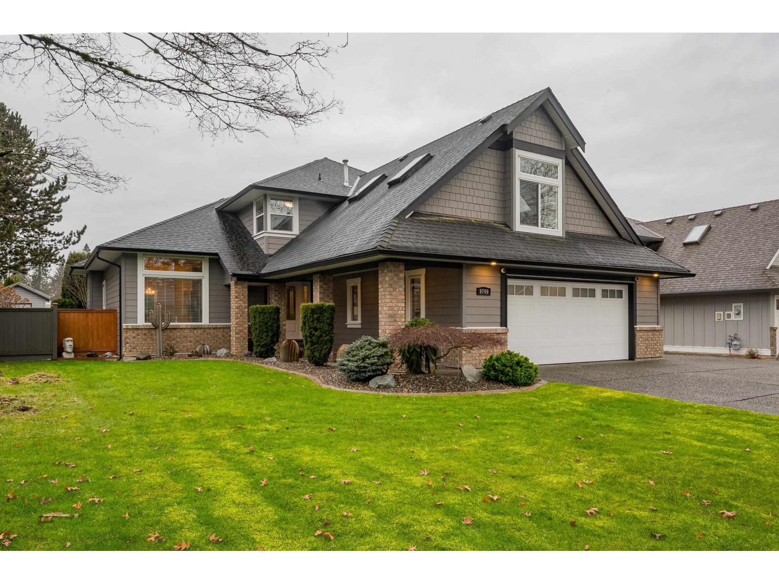 9749 206 Street, Langley, British Columbia  V1M 2H5 - Photo 2 - R3084093