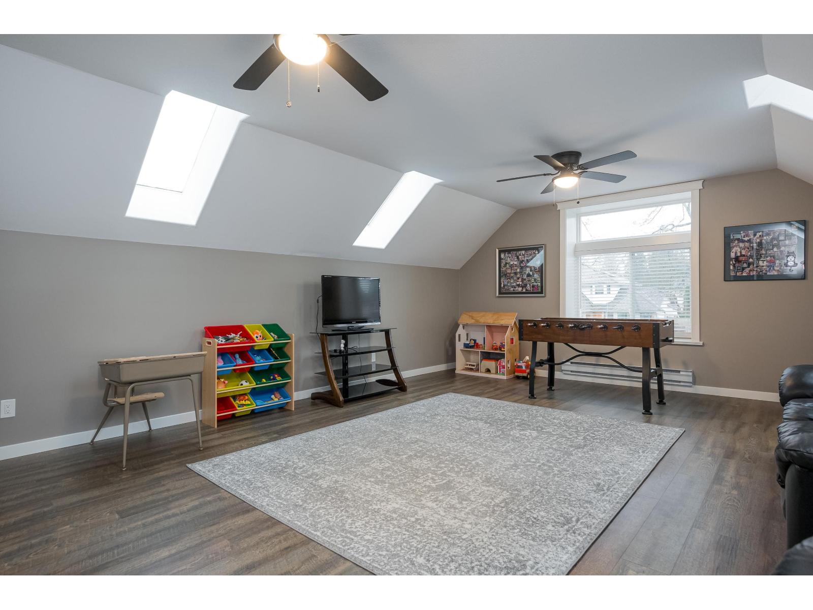 9749 206 Street, Langley, British Columbia  V1M 2H5 - Photo 31 - R3084093