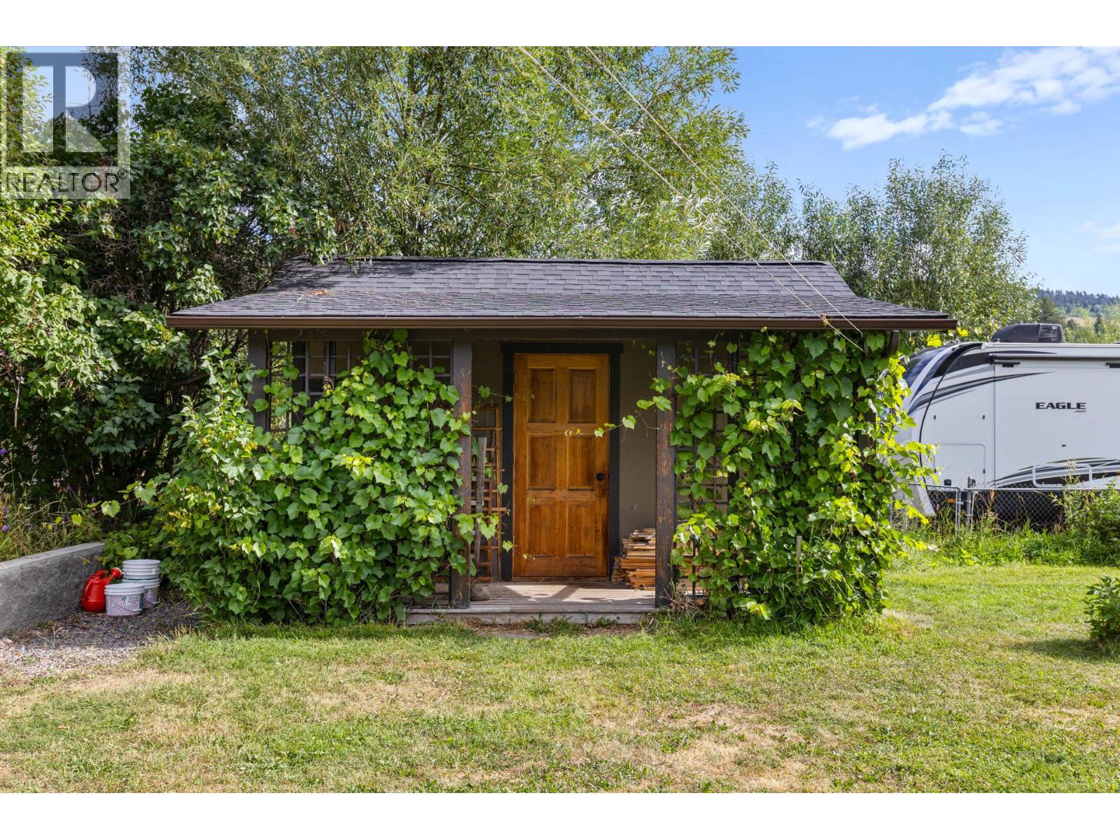 2504 Gould Road, Kamloops, British Columbia  V0E 3E1 - Photo 29 - 10373816