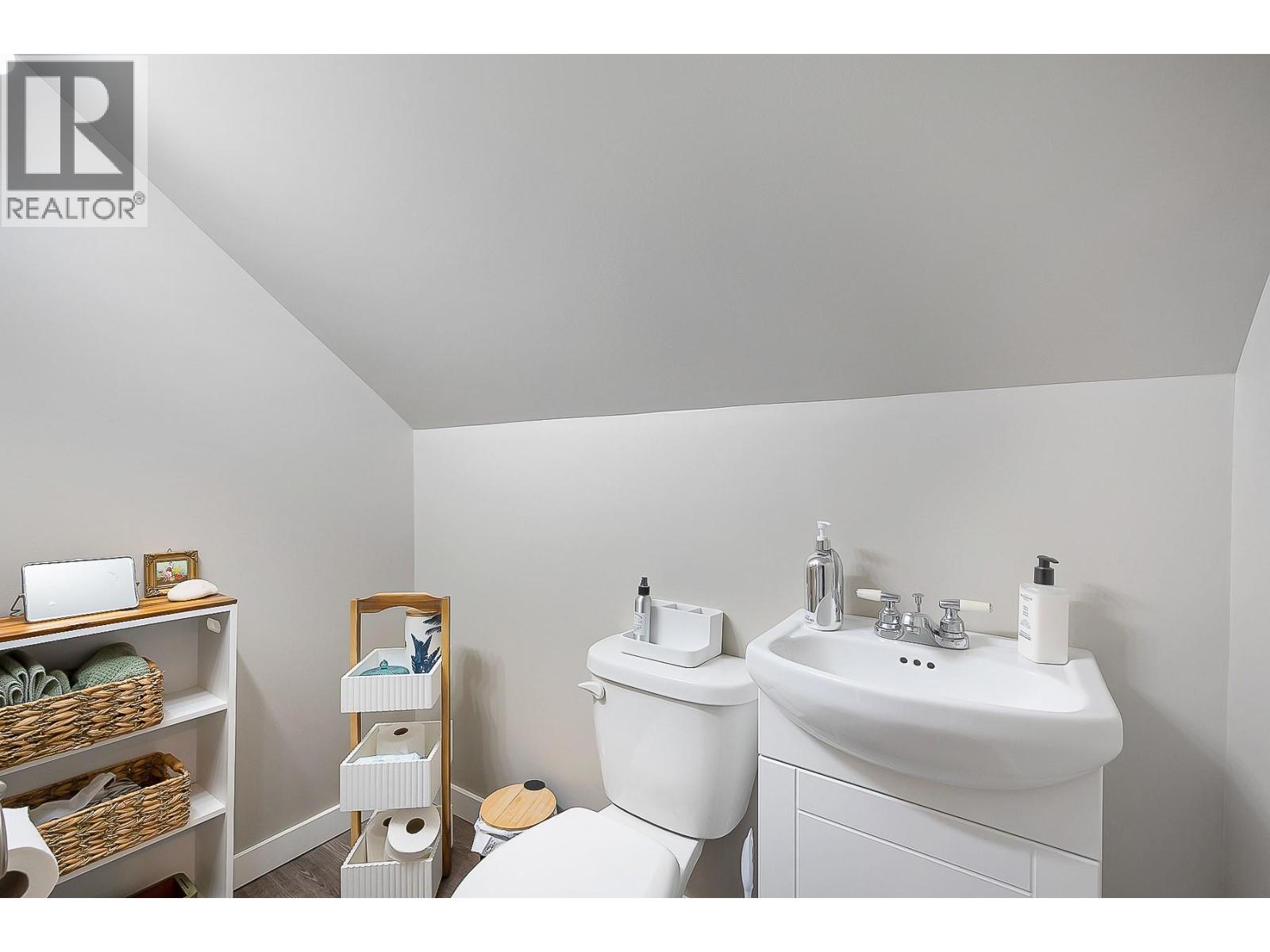 725 Stanley Avenue, Enderby, British Columbia  V0E 1V0 - Photo 25 - 10374305