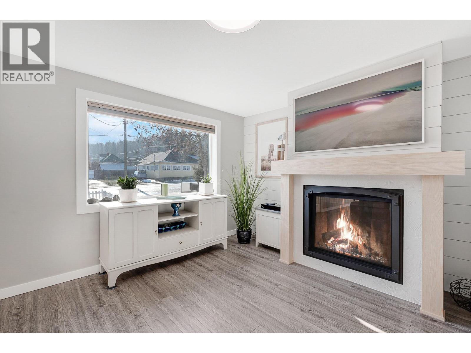 725 Stanley Avenue, Enderby, British Columbia  V0E 1V0 - Photo 16 - 10374305