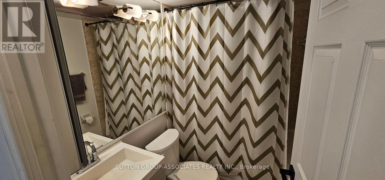 2505 - 909 Bay Street, Toronto, Ontario  M5S 3G2 - Photo 13 - C12743266