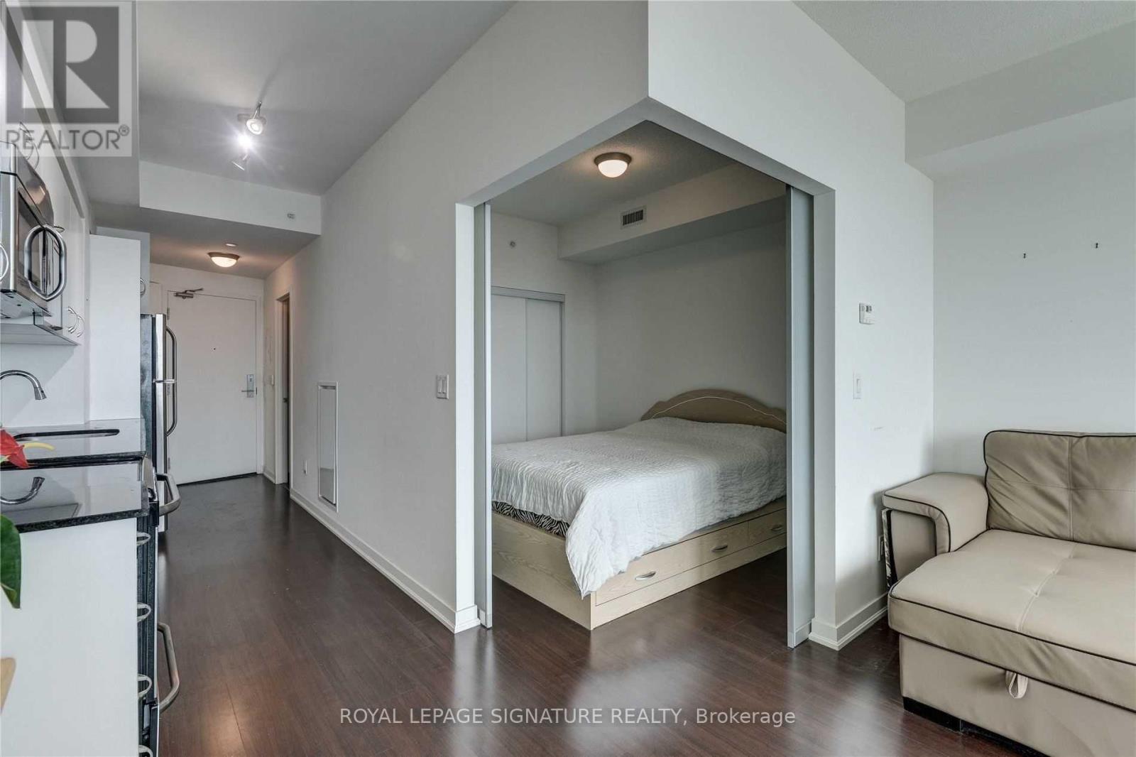 2809 - 150 East Liberty Street, Toronto, Ontario  M6K 3R5 - Photo 8 - C12743374