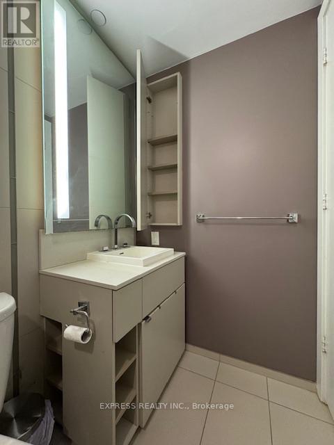 1109 - 101 Peter Street, Toronto, Ontario  M5V 0G6 - Photo 13 - C12743382