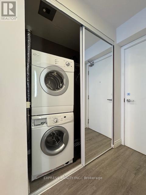 1109 - 101 Peter Street, Toronto, Ontario  M5V 0G6 - Photo 4 - C12743382