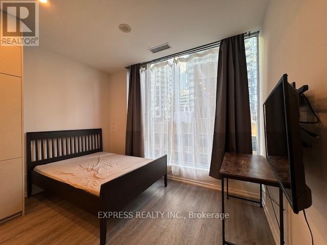 1109 - 101 Peter Street, Toronto, Ontario  M5V 0G6 - Photo 9 - C12743382