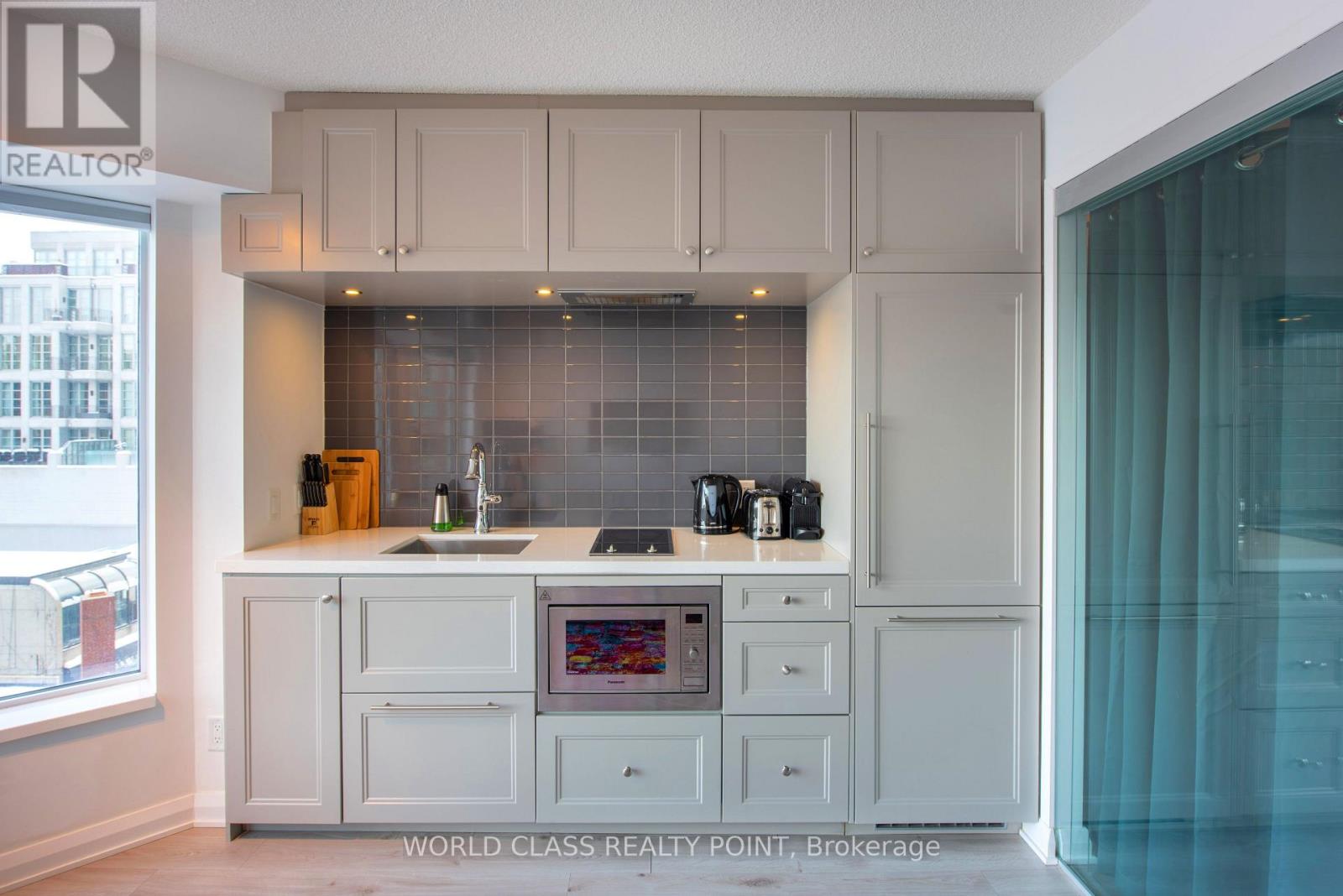 519 - 155 Yorkville Avenue, Toronto, Ontario  M5R 1C4 - Photo 19 - C12743398