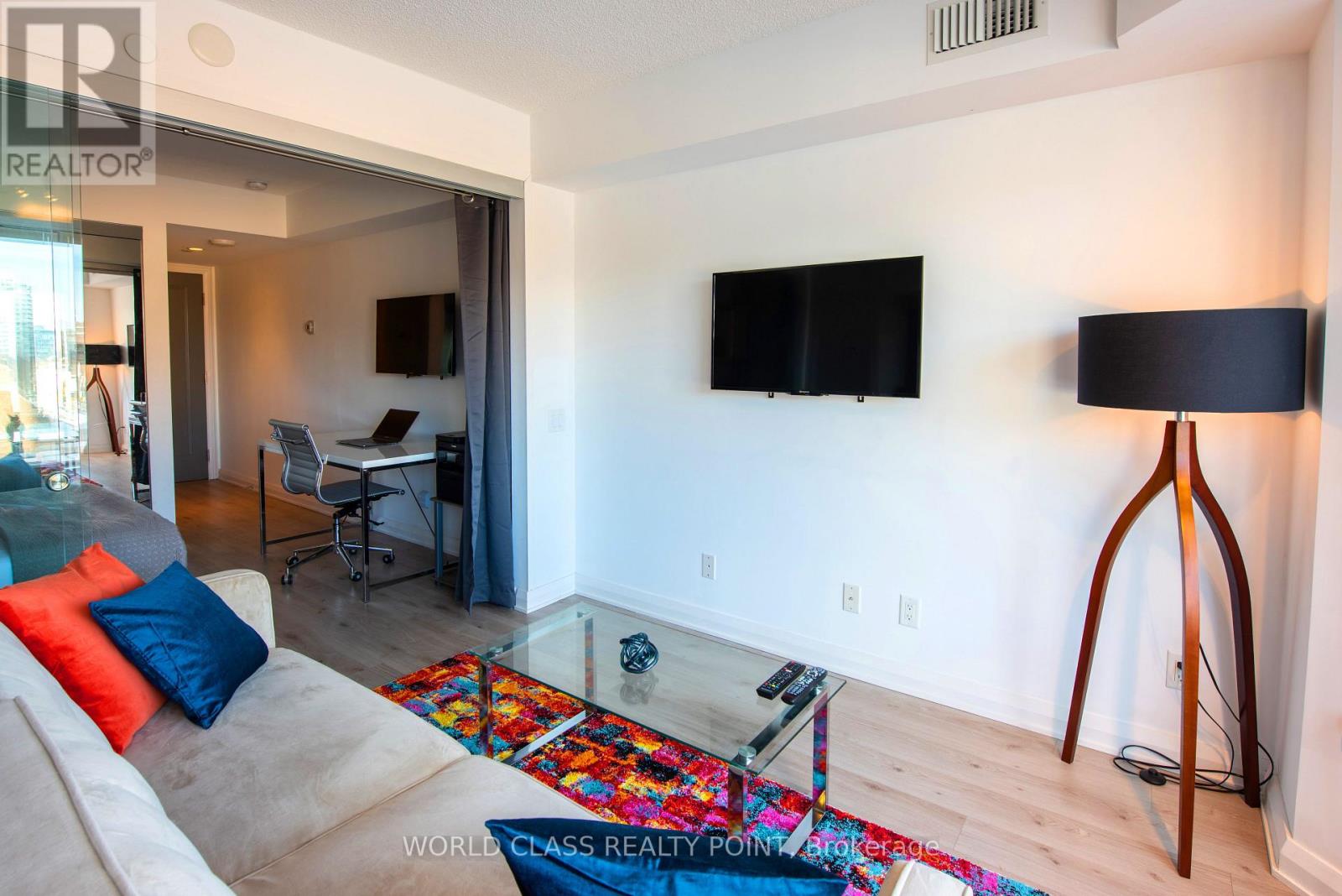 519 - 155 Yorkville Avenue, Toronto, Ontario  M5R 1C4 - Photo 21 - C12743398