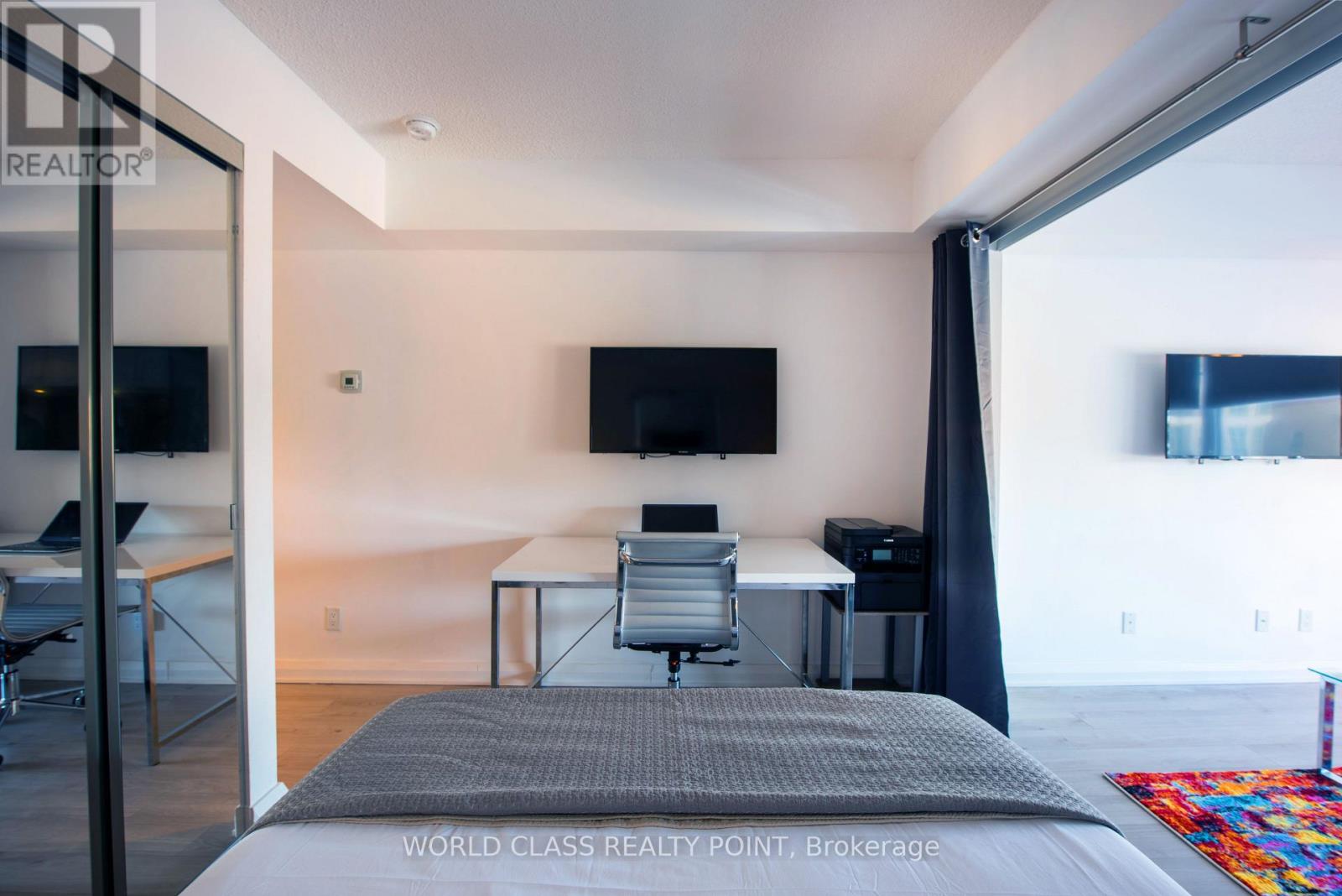 519 - 155 Yorkville Avenue, Toronto, Ontario  M5R 1C4 - Photo 9 - C12743398