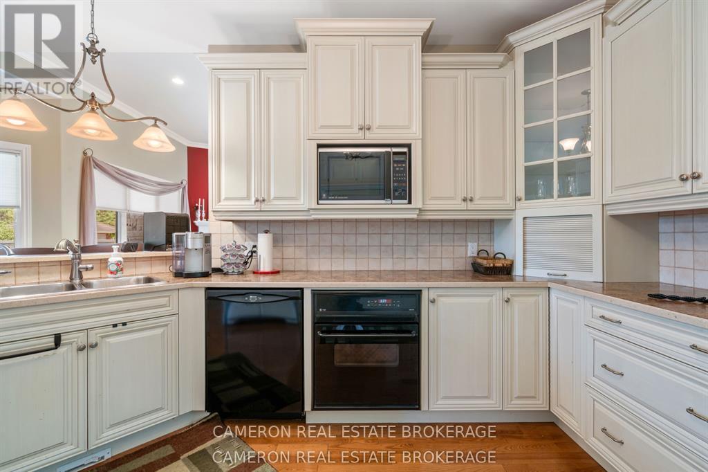 18105 Farlinger Drive, South Glengarry, Ontario  K6H 5R5 - Photo 14 - X12743412