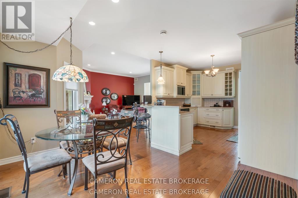 18105 Farlinger Drive, South Glengarry, Ontario  K6H 5R5 - Photo 16 - X12743412