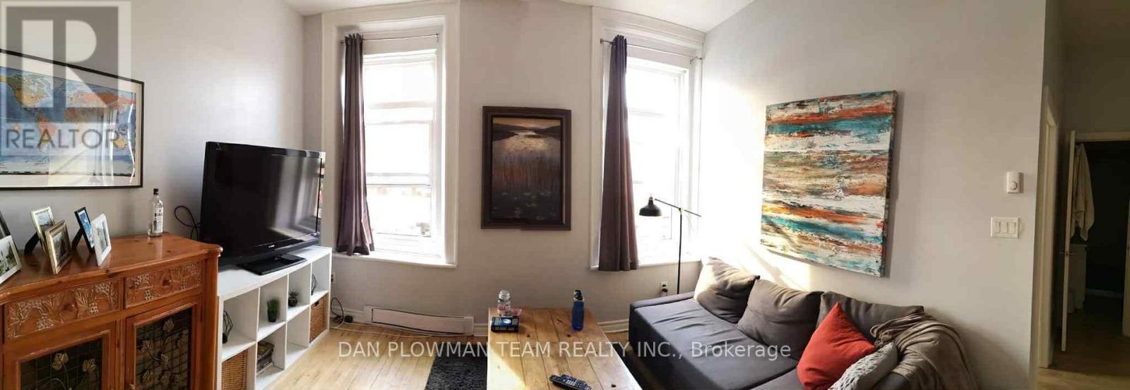 205 - 8 SIMCOE STREET N, Oshawa, Ontario