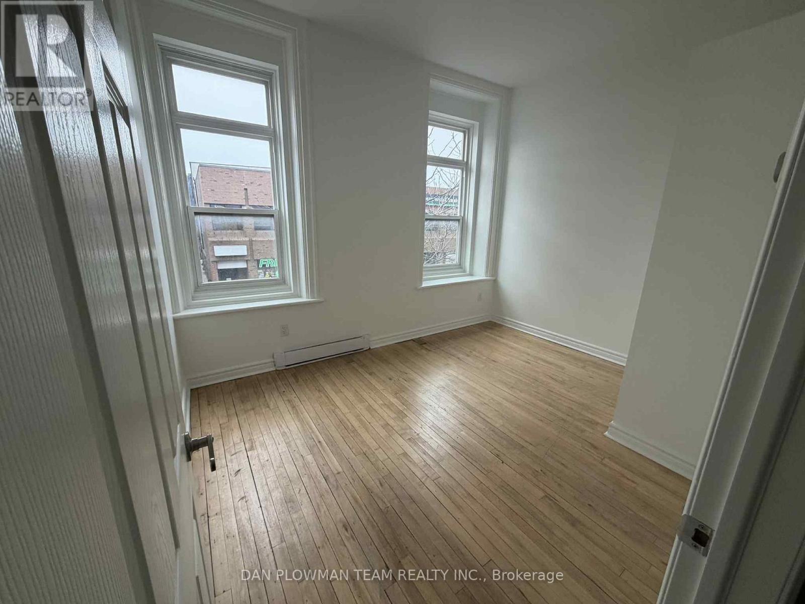 205 - 8 Simcoe Street N, Oshawa, Ontario  L1G 4R8 - Photo 6 - E12743254