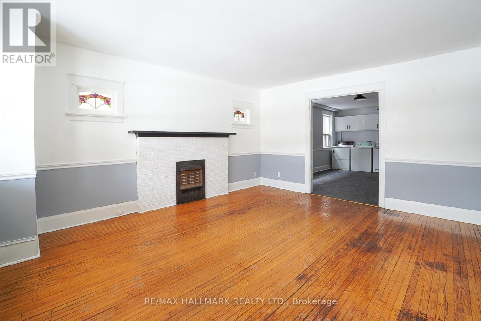 Main Floor - 44 Scarboro Beach Boulevard, Toronto, Ontario  M4E 2X1 - Photo 2 - E12743296