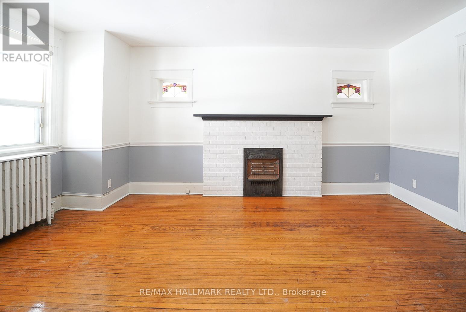 Main Floor - 44 Scarboro Beach Boulevard, Toronto, Ontario  M4E 2X1 - Photo 3 - E12743296