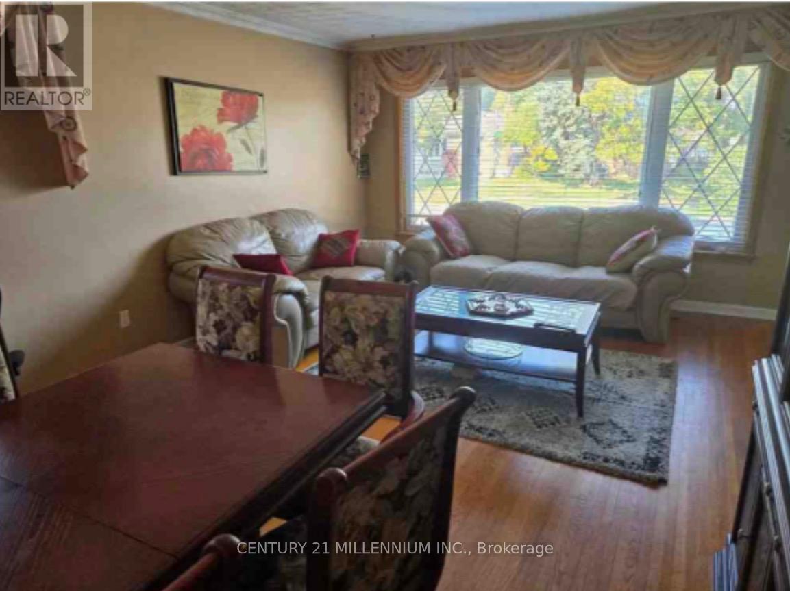 9 Tralee Avenue, Toronto, Ontario  M1G 3E3 - Photo 3 - E12743298