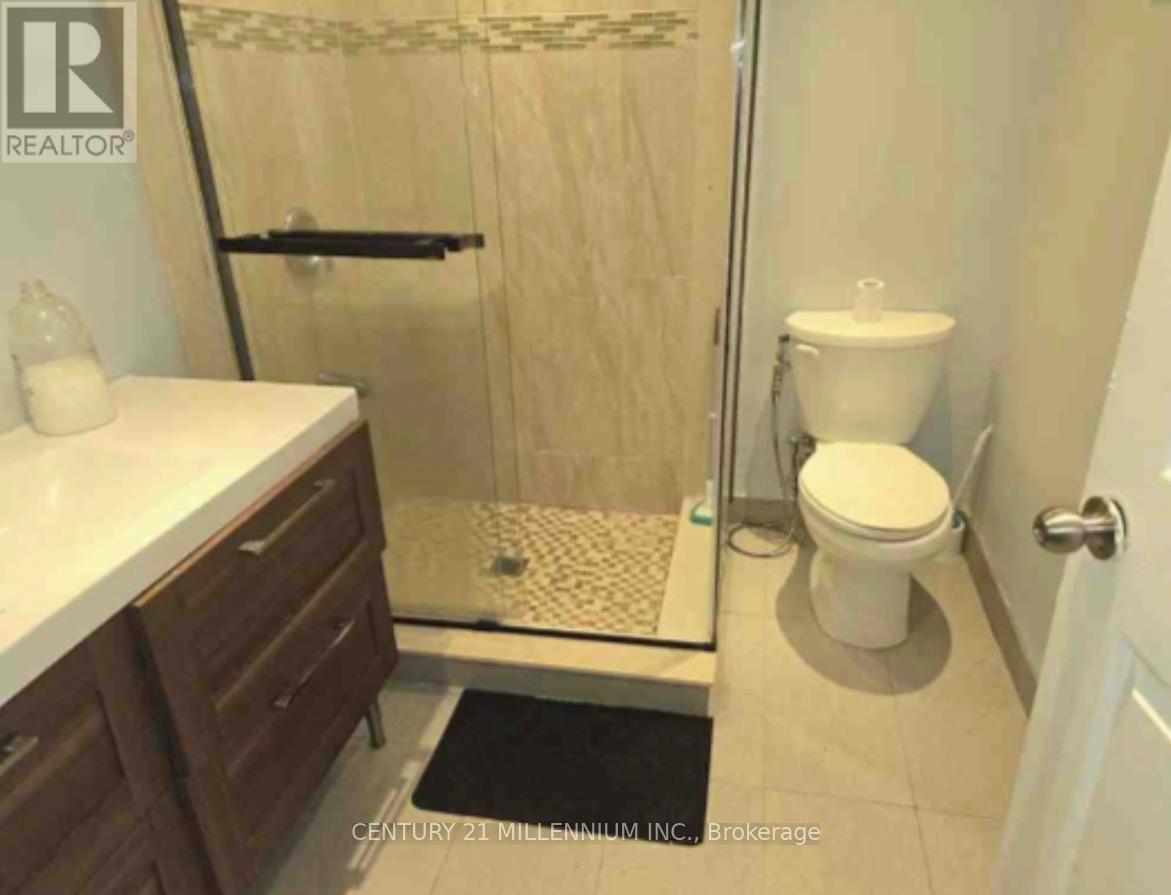 9 Tralee Avenue, Toronto, Ontario  M1G 3E3 - Photo 5 - E12743298