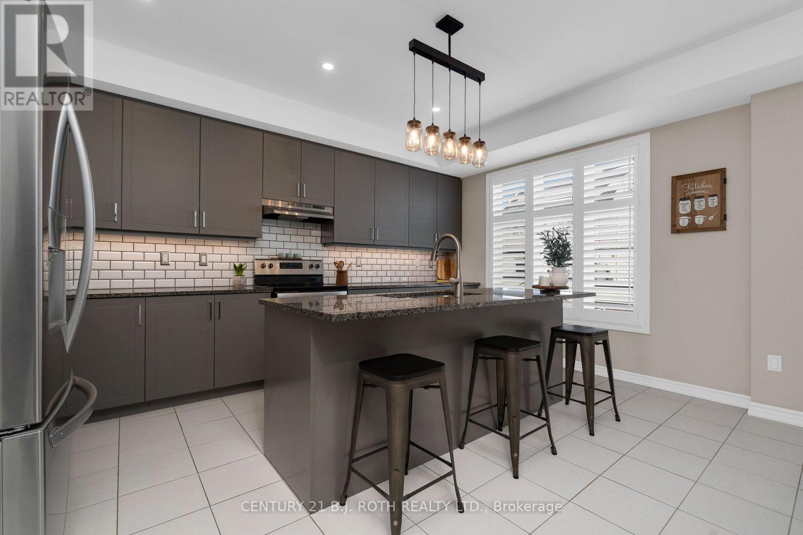 33 Westbury Way, Whitby, Ontario  L1M 0L9 - Photo 15 - E12743302