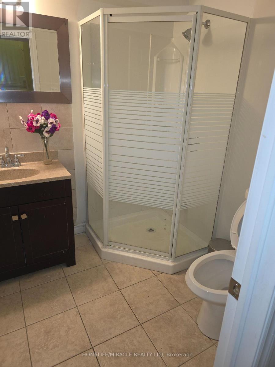 1760 Silverstone Crescent, Oshawa, Ontario  L1K 0V5 - Photo 7 - E12743388