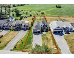 147 LAKE DRIVE E, Georgina, Ontario