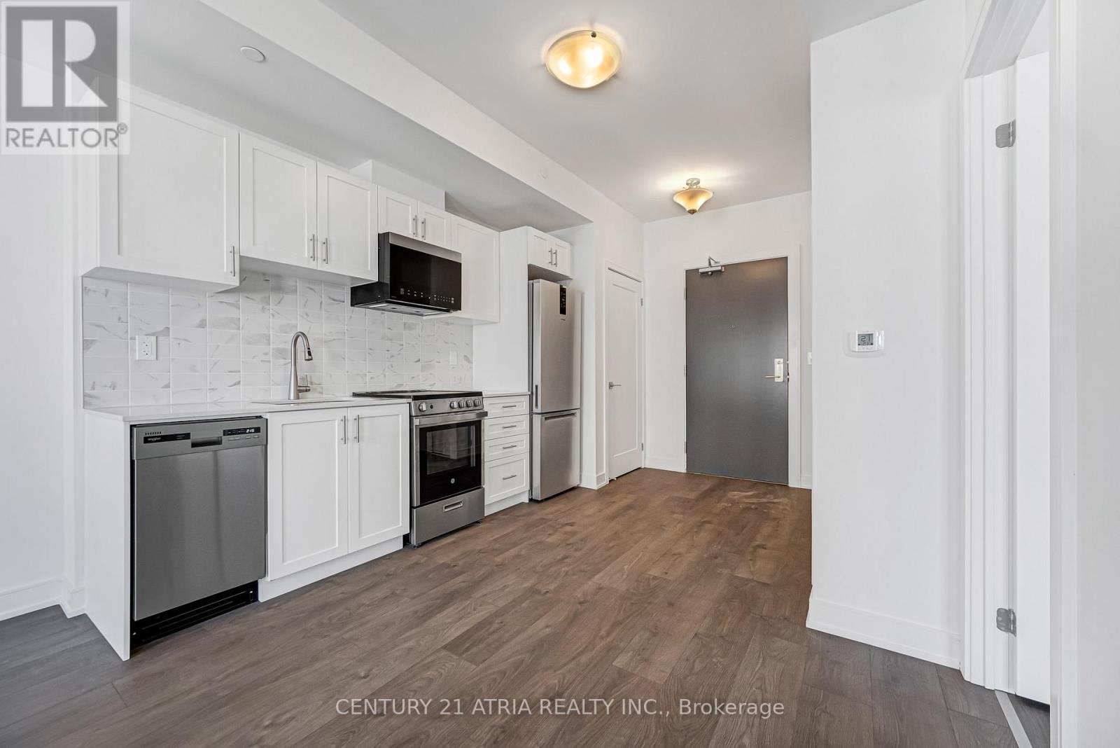 1307 - 705 Davis Drive, Newmarket, Ontario  L3T 0J1 - Photo 12 - N12743324