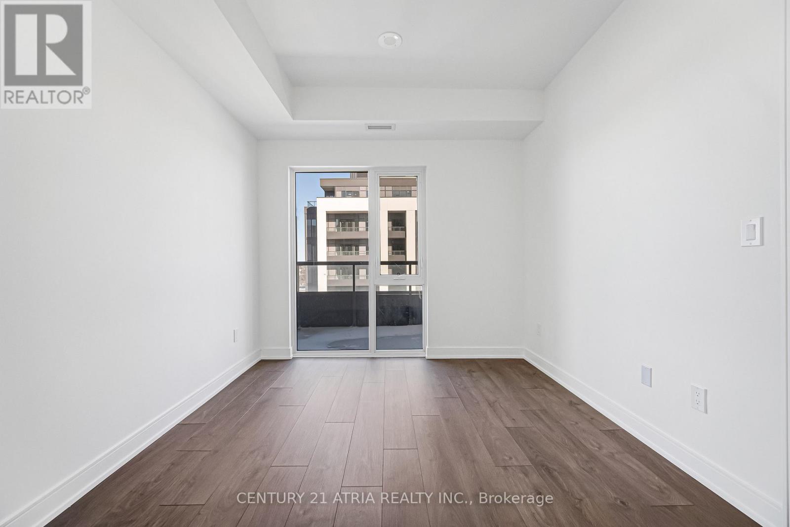 1307 - 705 Davis Drive, Newmarket, Ontario  L3T 0J1 - Photo 18 - N12743324