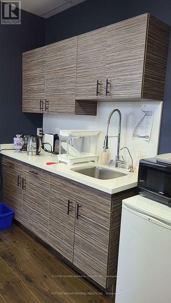 301 - 10376 Yonge Street, Richmond Hill, Ontario  L4C 3B8 - Photo 11 - N12743330