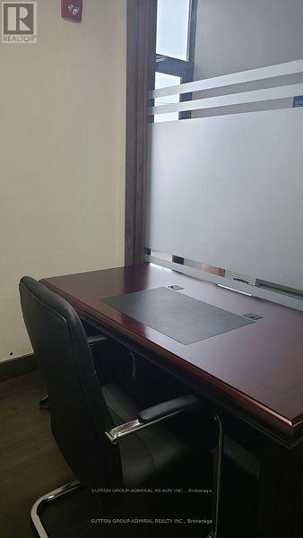 301 - 10376 Yonge Street, Richmond Hill, Ontario  L4C 3B8 - Photo 16 - N12743330