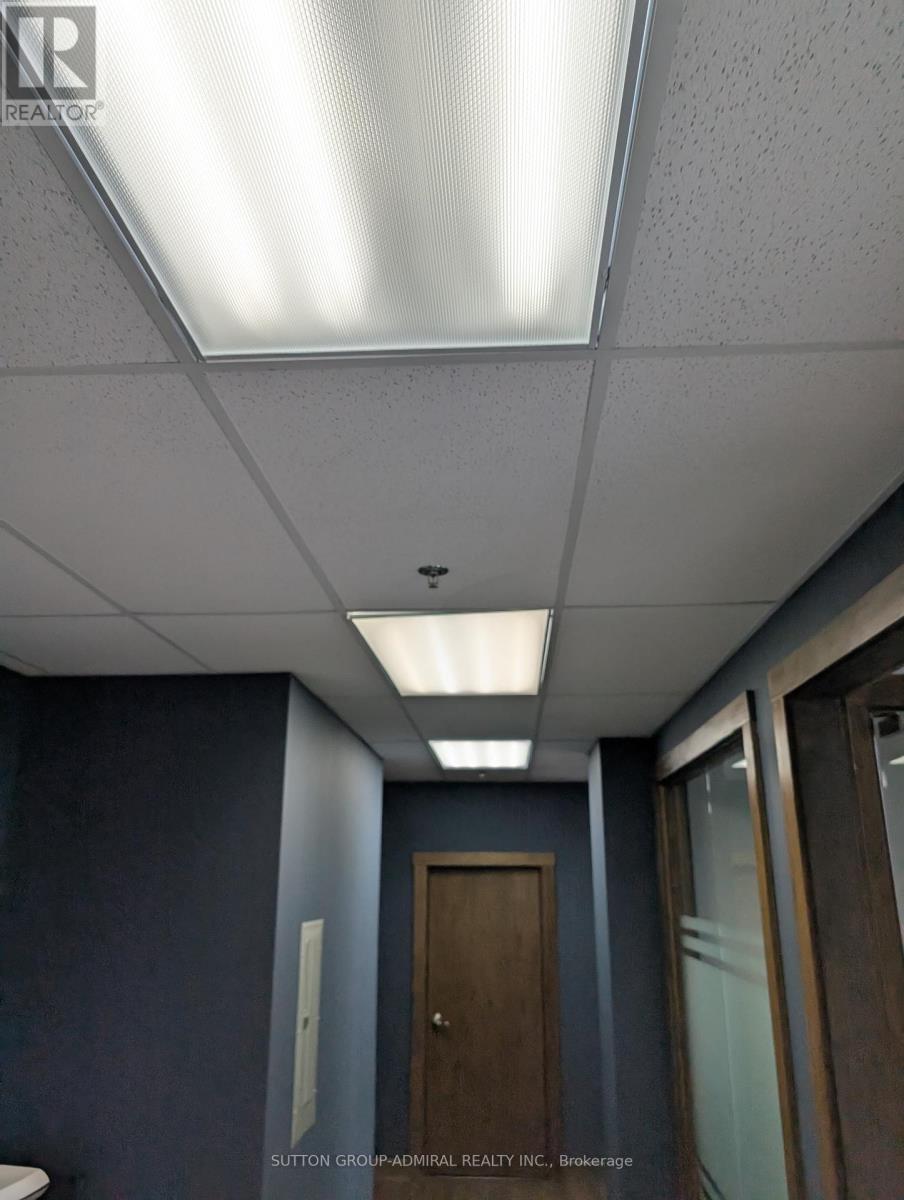 301 - 10376 Yonge Street, Richmond Hill, Ontario  L4C 3B8 - Photo 21 - N12743330