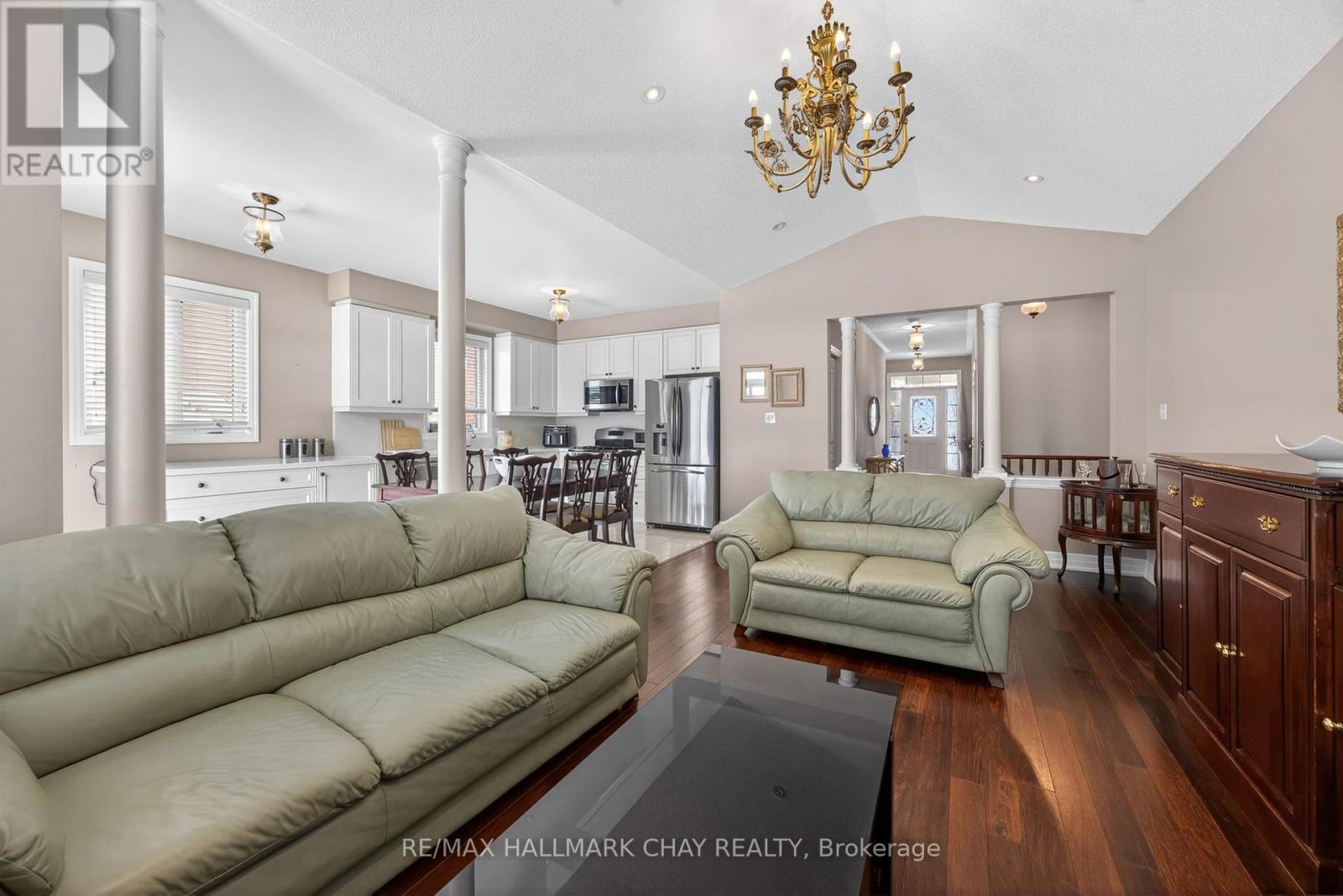 1406 Sheldon Street, Innisfil, Ontario  L9S 4B7 - Photo 9 - N12743384