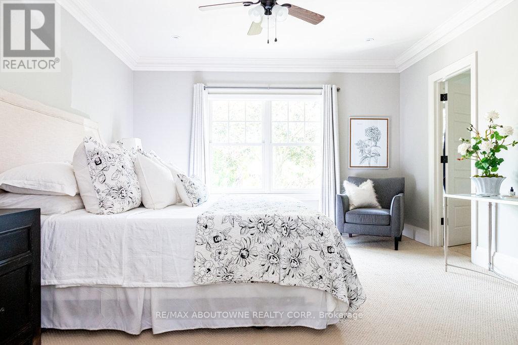 44 Head Street, Oakville, Ontario  L6K 1L5 - Photo 25 - W12379865