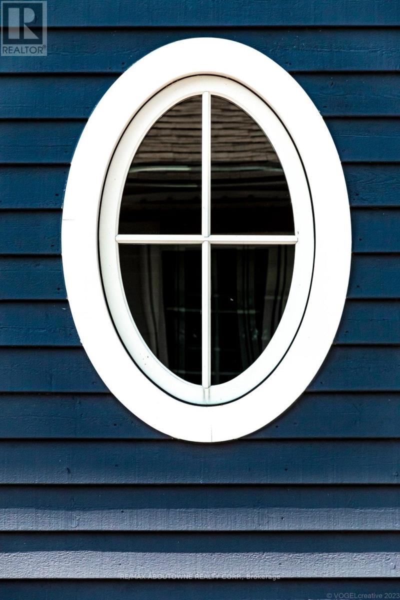 44 Head Street, Oakville, Ontario  L6K 1L5 - Photo 46 - W12379865