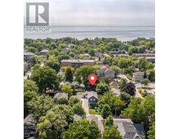44 HEAD STREET, Oakville, Ontario