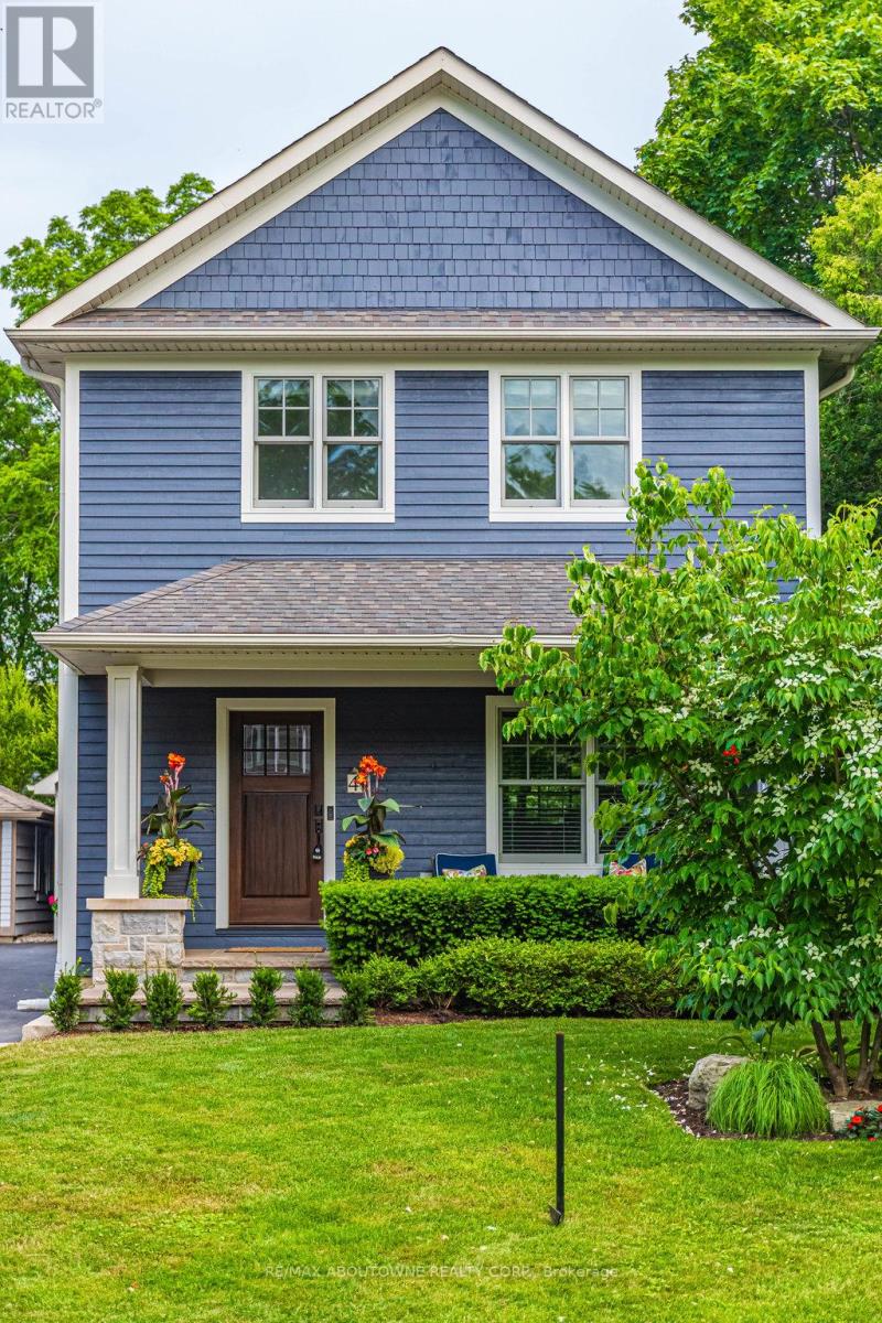 44 Head Street, Oakville, Ontario  L6K 1L5 - Photo 3 - W12379865