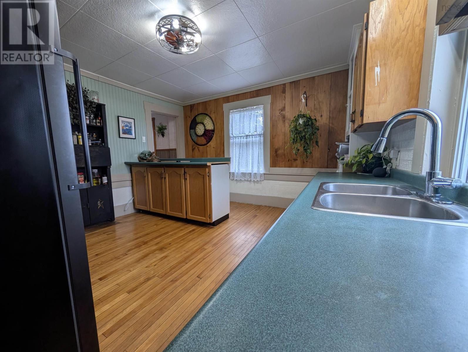 637 Highway 335, West Pubnico, Nova Scotia  B0W 3S0 - Photo 20 - 202525787