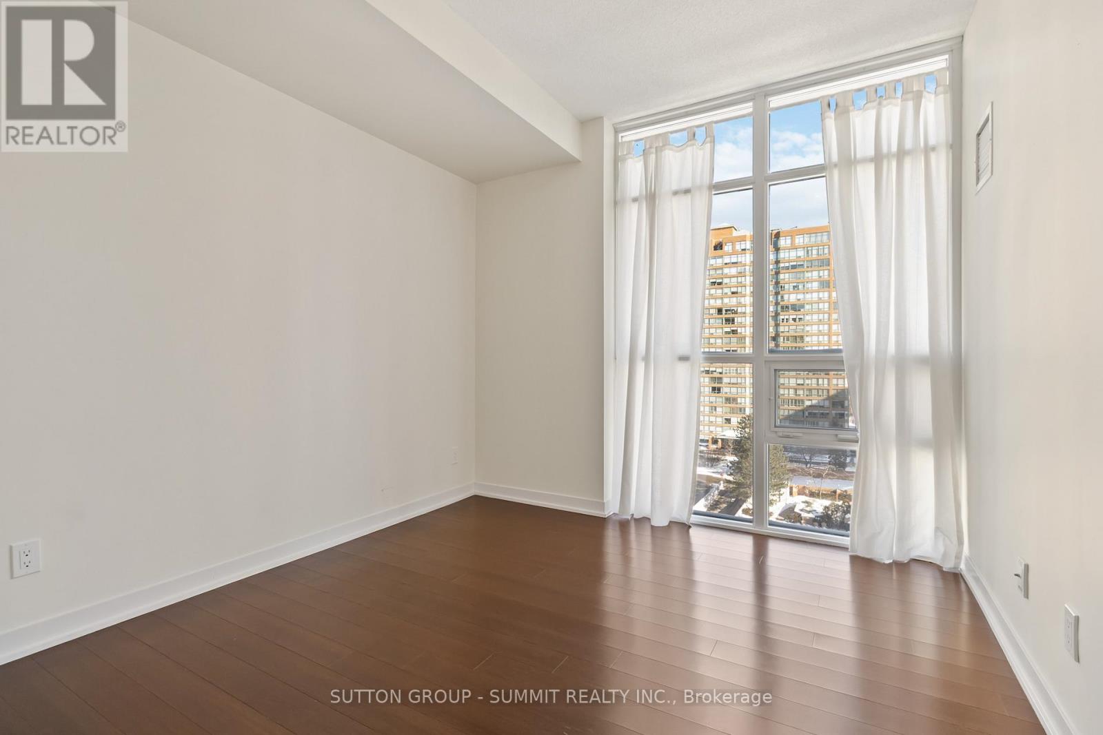 816 - 551 Maple Avenue, Burlington, Ontario  L7S 1M7 - Photo 15 - W12743244