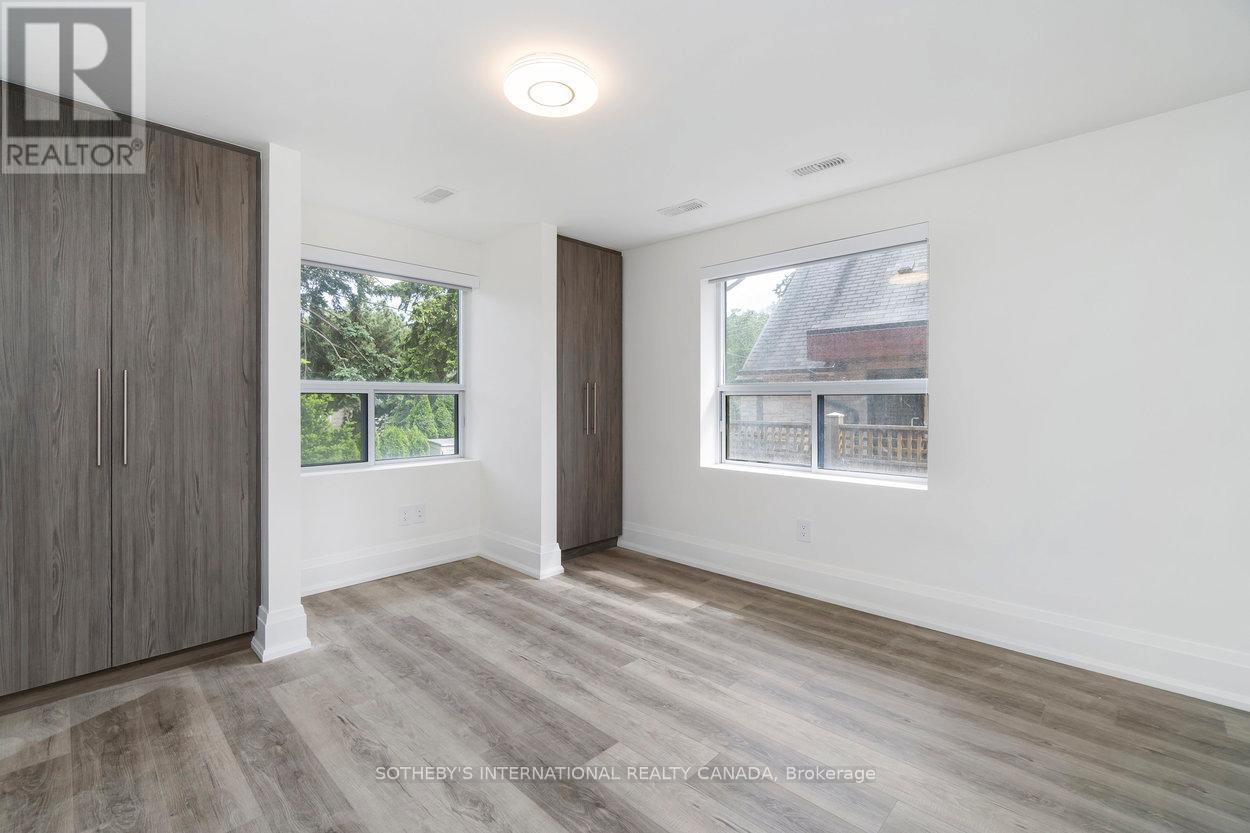 B - 44 Larkin Avenue, Toronto, Ontario  M6S 1L8 - Photo 10 - W12743308