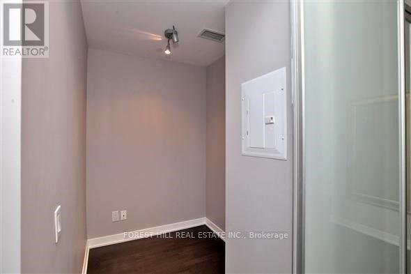 2805 - 88 Park Lawn Road, Toronto, Ontario  M8Y 0B5 - Photo 4 - W12743312