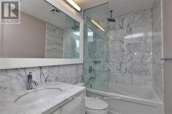 2805 - 88 Park Lawn Road, Toronto, Ontario  M8Y 0B5 - Photo 5 - W12743312