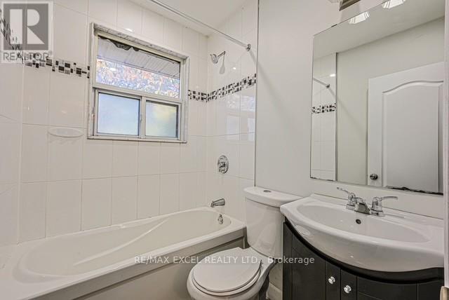 90 Flamborough Drive E, Toronto, Ontario  M6M 2R8 - Photo 17 - W12743314