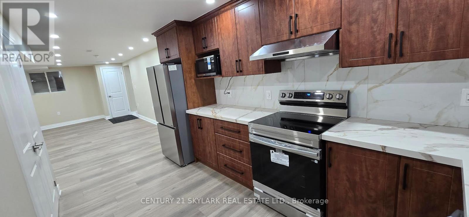 Lower Level - 1282 Hilton Lane, Oakville, Ontario  L6M 2V2 - Photo 3 - W12743316