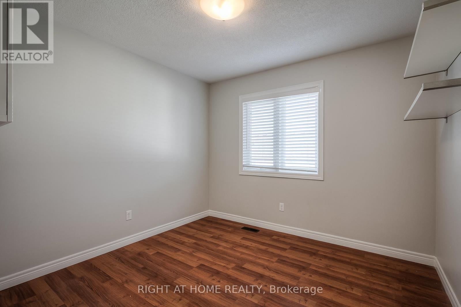 3086 Highbourne Crescent, Oakville, Ontario  L6M 5H1 - Photo 7 - W12743326